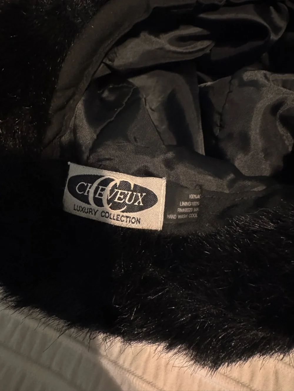 Vintage Black Faux Fur Hat - Picture 3 of 3